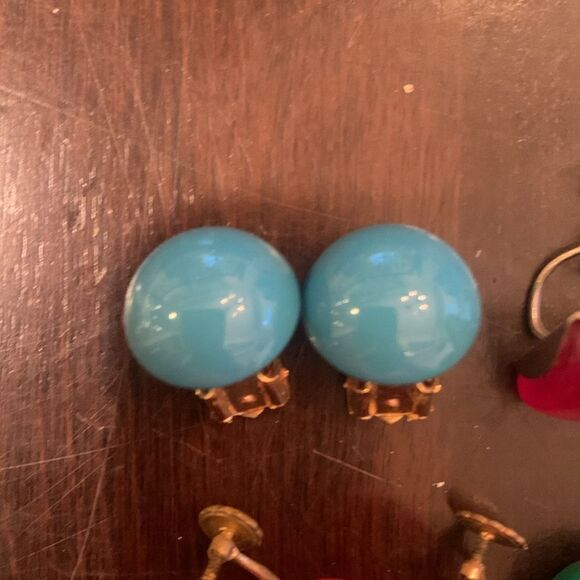 Set of 4 acrylic circle clip screw earrings - Picture 2 of 9